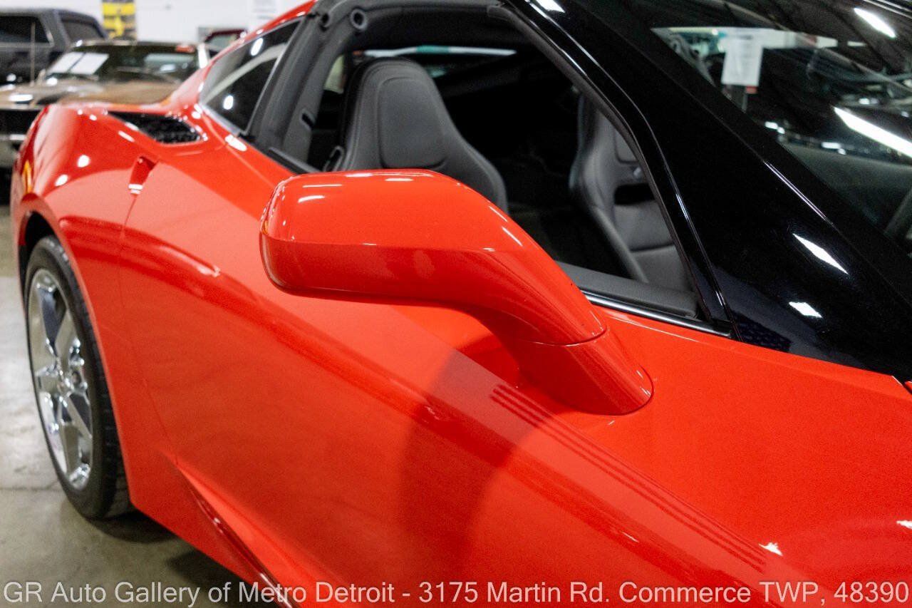 Used 2015 Chevrolet Corvette Stingray Coupe w/ 2LT Preferred Equipment Group RWD image 32