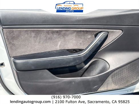 Used 2019 Tesla Model 3 Standard Range RWD image 19
