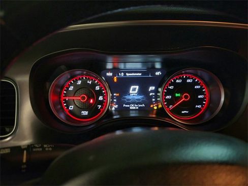Used 2021 Dodge Charger SXT w/ Leather Interior Group image 11