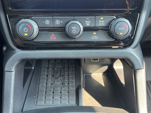 New 2025 Ford Ranger XLT image 6