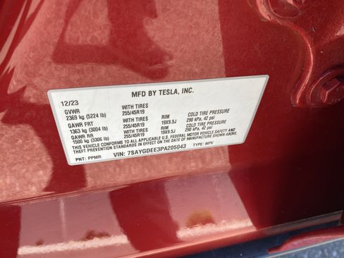 Used 2023 Tesla Model Y Long Range AWD/4WD image 28