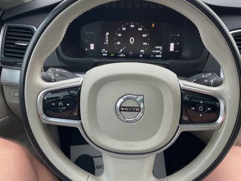 Used 2017 Volvo XC90 T5 Momentum w/ Vision Package AWD/4WD image 19