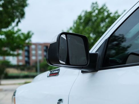 Used 2020 RAM 2500 Tradesman w/ Chrome Appearance Group image 31