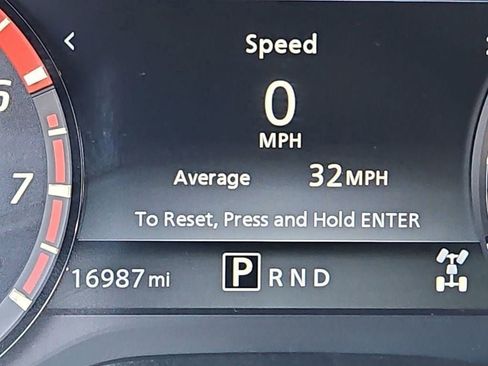 Used 2023 Nissan Titan PRO-4X w/ Pro-4x Convenience Package image 14