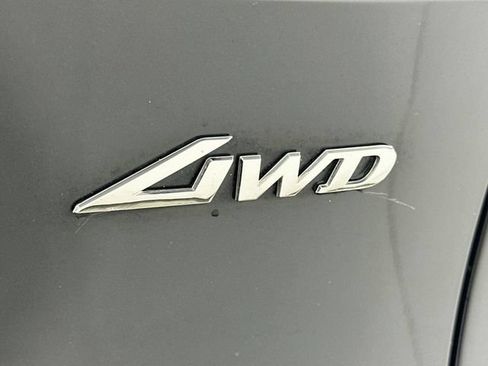 Used 2024 Genesis GV70 2.5T w/ Select Package AWD/4WD image 29