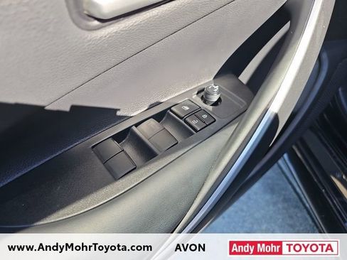 Used 2024 Toyota Corolla SE image 12