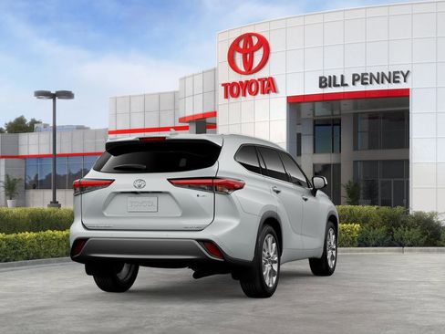 New 2026 Toyota Highlander Limited AWD/4WD image 9