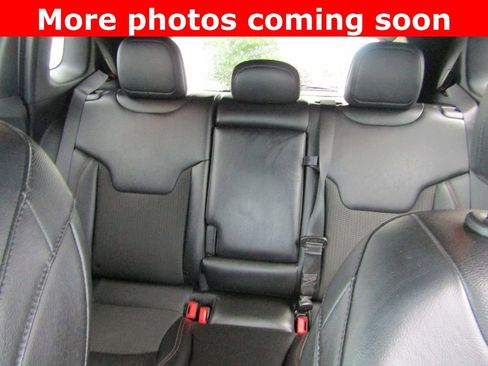 Used 2024 Jeep Compass Trailhawk AWD/4WD image 14