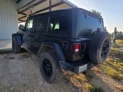 Used 2022 Jeep Wrangler Unlimited Sport AWD/4WD image 3
