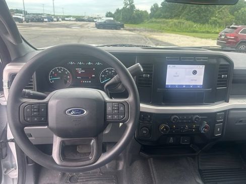 Used 2023 Ford F250 XL RWD image 15