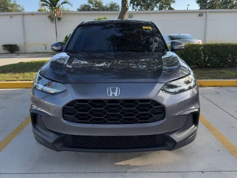 Used 2023 Honda HR-V LX image 3