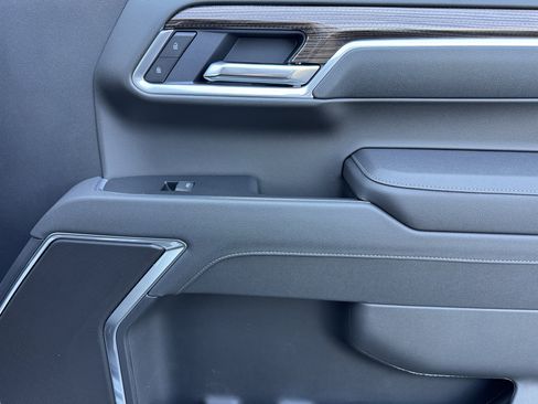 New 2026 Chevrolet Silverado 1500 LT w/ Z71 Off-Road Package AWD/4WD image 25