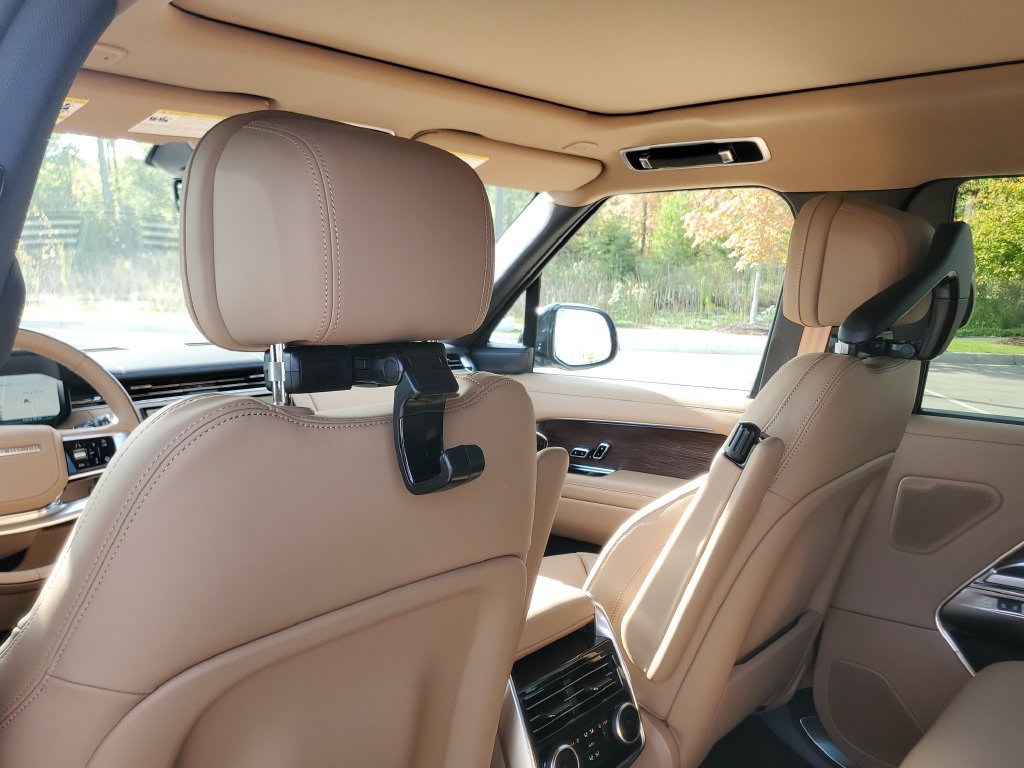 New 2027 Land Rover Range Rover Long Wheelbase SE AWD/4WD image 25