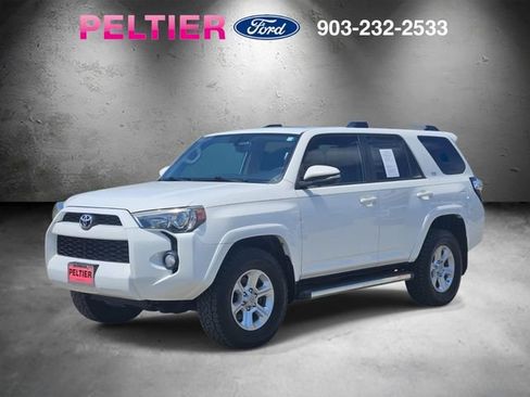Used 2019 Toyota 4Runner SR5 Premium AWD/4WD image 3