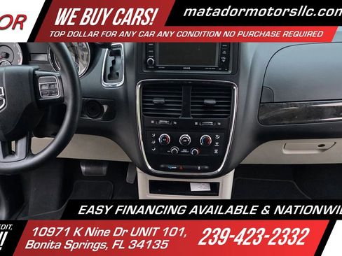 Used 2018 Dodge Grand Caravan SE w/ UConnect Hands-Free Group FWD image 16