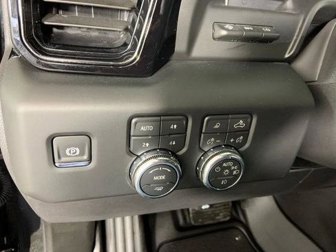Used 2026 GMC Sierra 1500 AT4X AWD/4WD image 34