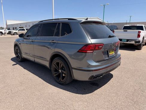 Used 2024 Volkswagen Tiguan SE R-Line FWD image 2
