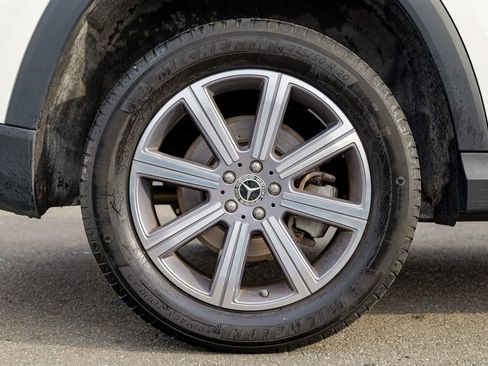 Used 2023 Mercedes-Benz GLS 450 4MATIC image 13
