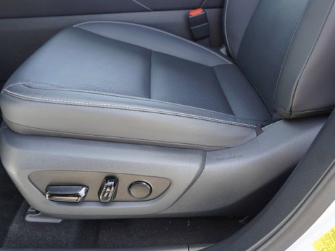 Used 2025 Lexus RX 350 Premium w/ Accessory Package (Z1) FWD image 24