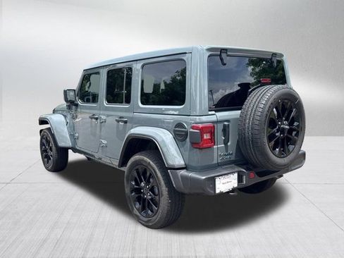 Certified 2025 Jeep Wrangler Unlimited Sahara w/ Safety Group AWD/4WD image 7