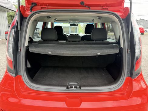 Used 2019 Kia Soul + image 7