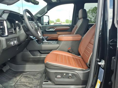 New 2026 GMC Sierra 2500 Denali Ultimate w/ Max Trailering Package image 12