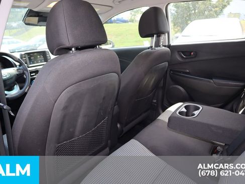 Used 2021 Hyundai Kona SE image 18