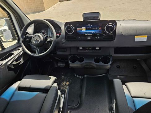 New 2026 Mercedes-Benz Sprinter 2500 image 15
