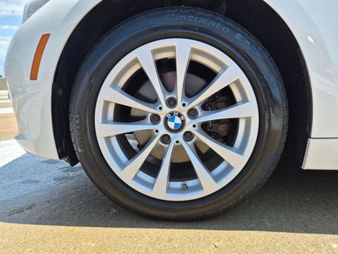 Used 2016 BMW 320i Sedan RWD image 22