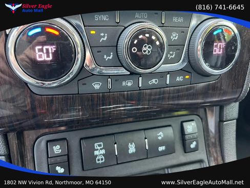 Used 2016 Chevrolet Traverse LTZ AWD/4WD image 13