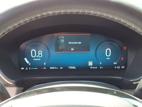 Used 2025 Ford Escape Platinum w/ Premium Technology Package AWD/4WD image 16