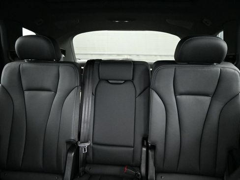New 2026 Audi Q7 2.0T Premium Plus AWD/4WD image 17