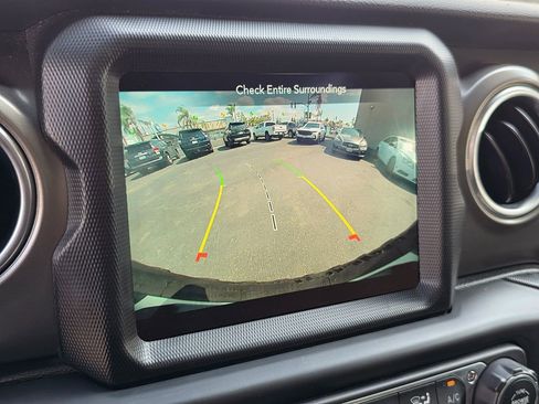 Used 2023 Jeep Wrangler Unlimited Rubicon 4xe w/ Cold Weather Group image 39