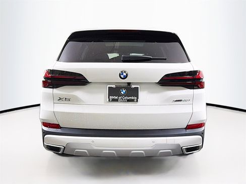 New 2026 BMW X5 xDrive40i w/ Climate Comfort Package image 6