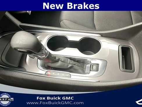 Used 2022 Chevrolet Malibu LT image 27