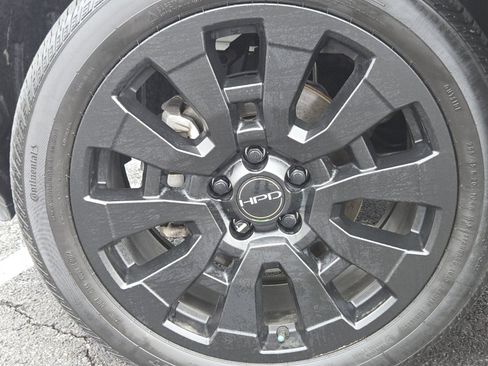 Certified 2023 Honda Passport EX-L image 13