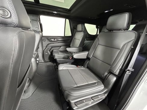Used 2024 GMC Yukon Denali image 17