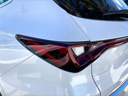 Used 2025 Acura MDX SH-AWD w/ Technology Package image 28