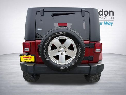 Used 2009 Jeep Wrangler Unlimited Sahara w/ Dual Top Group image 8