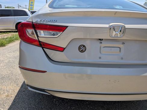 Used 2020 Honda Accord EX-L image 16