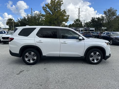 Used 2024 Honda Pilot EX-L image 7