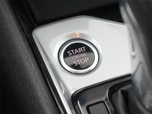 Used 2024 Nissan Altima 2.5 SV image 7