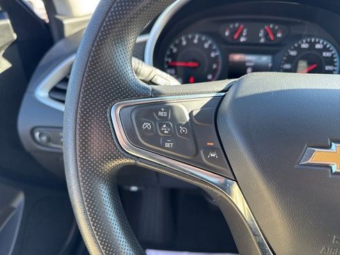 Used 2023 Chevrolet Malibu LT image 15