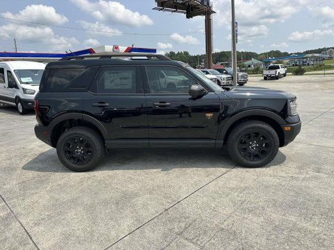 New 2025 Ford Bronco Sport Badlands w/ Badlands Tech Package AWD/4WD image 8