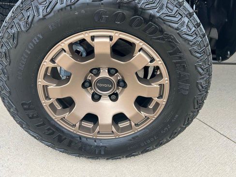 New 2026 Toyota Tacoma 4x4 Double Cab Hybrid image 24