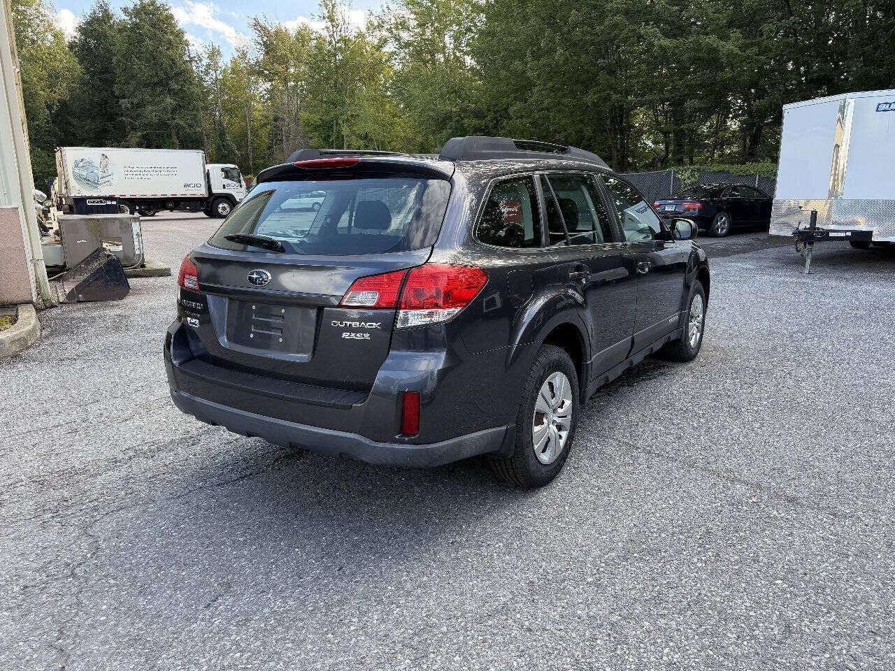 Used 2011 Subaru Outback 2.5i AWD/4WD image 7
