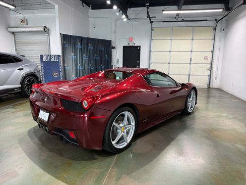 Used 2013 Ferrari 458 Spider RWD image 8