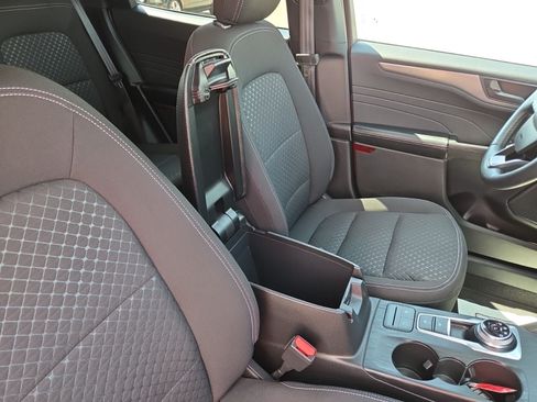 Certified 2023 Ford Escape Active AWD/4WD image 39