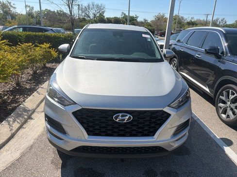 Used 2020 Hyundai Tucson SE image 3