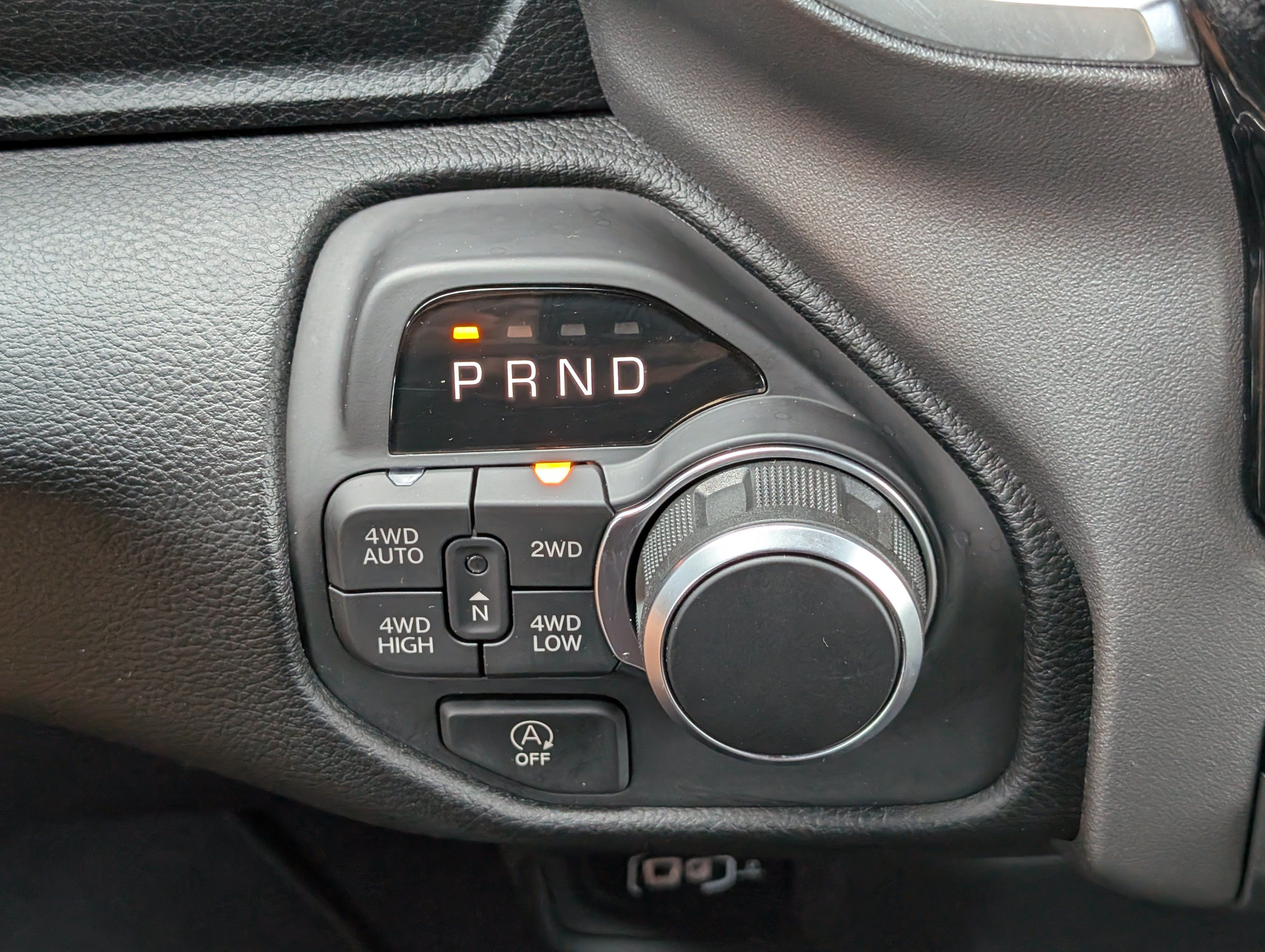 Used 2025 RAM 1500 Big Horn AWD/4WD image 30